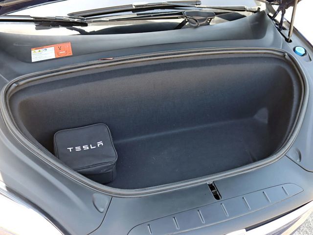 2016 Tesla Model X AWD 4dr 90D - 21927090 - 34