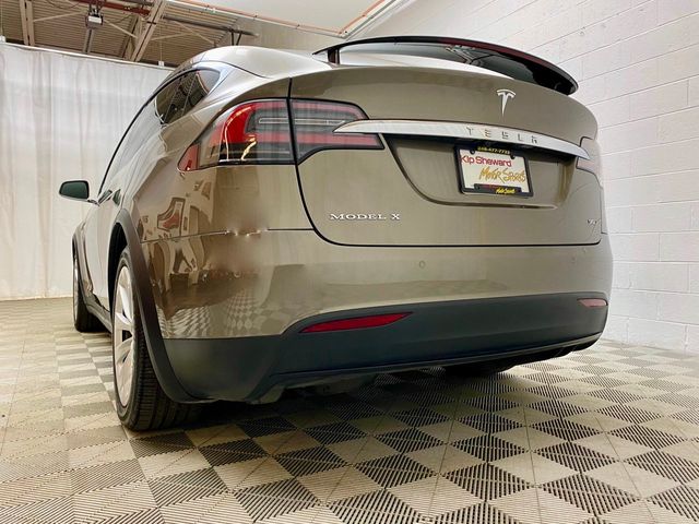 2016 Tesla Model X 90D Only 26,663 Miles, AWD, Electric-417 hp, Auto, Immaculate!   - 21085611 - 10