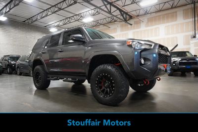 2016 Toyota 4Runner SR5 Premium's photo