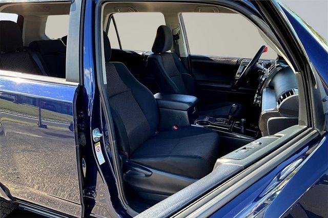 2016 Toyota 4Runner 4WD 4dr V6 Trail - 22940367 - 12