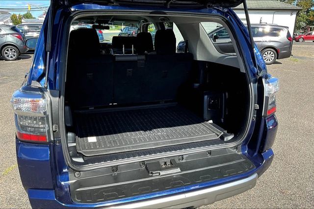 2016 Toyota 4Runner 4WD 4dr V6 Trail - 22903844 - 34