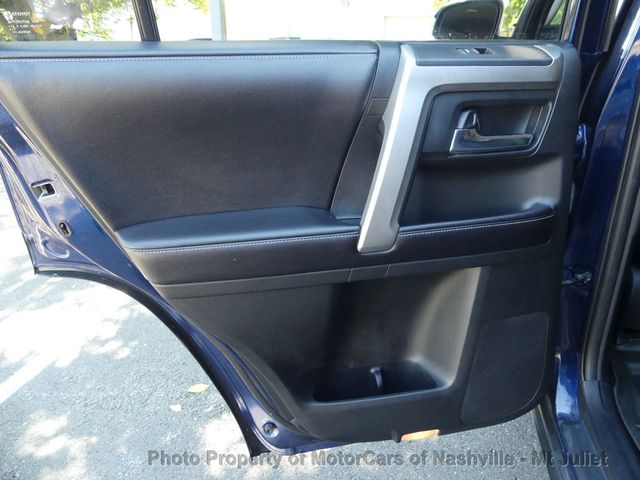 2016 Toyota 4Runner SR5/SR5 PREMIUM - 22901583 - 17