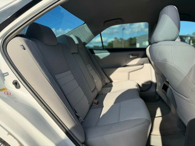 2016 Toyota Camry 4dr Sedan I4 Automatic LE - 22938073 - 12