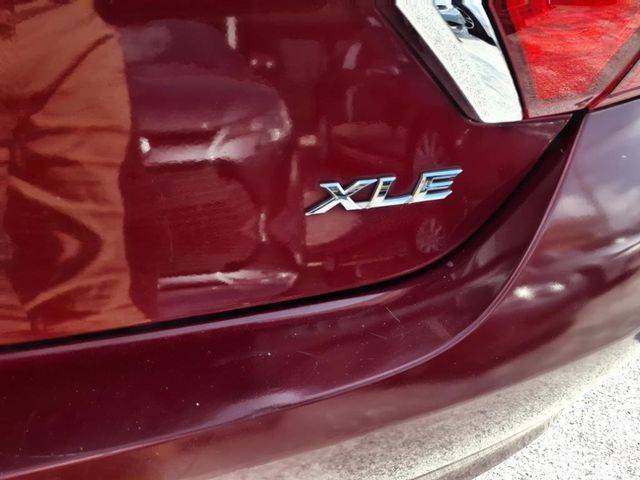 2016 Toyota Camry 4dr Sedan I4 Automatic XLE - 22869480 - 22