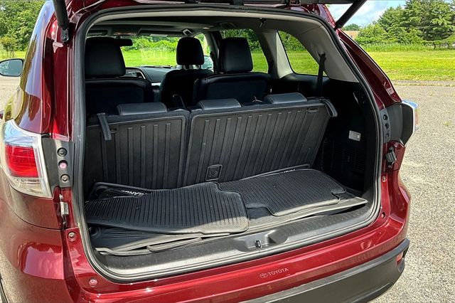 2016 Toyota Highlander AWD 4dr V6 XLE - 22939121 - 34