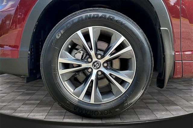 2016 Toyota Highlander AWD 4dr V6 XLE - 22939121 - 36