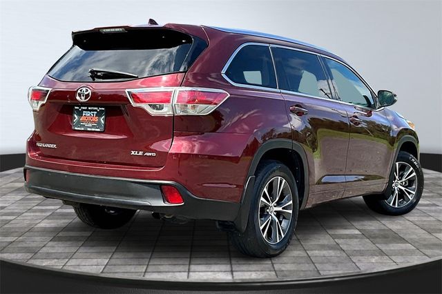 2016 Toyota Highlander AWD 4dr V6 XLE - 22939121 - 4