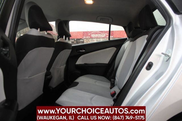 2016 Toyota Prius 5dr Hatchback Two - 22903344 - 13