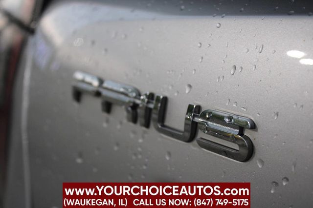 2016 Toyota Prius 5dr Hatchback Two - 22903344 - 16