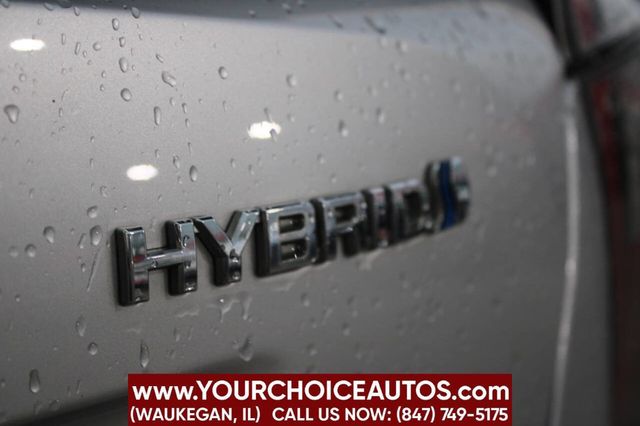 2016 Toyota Prius 5dr Hatchback Two - 22903344 - 17