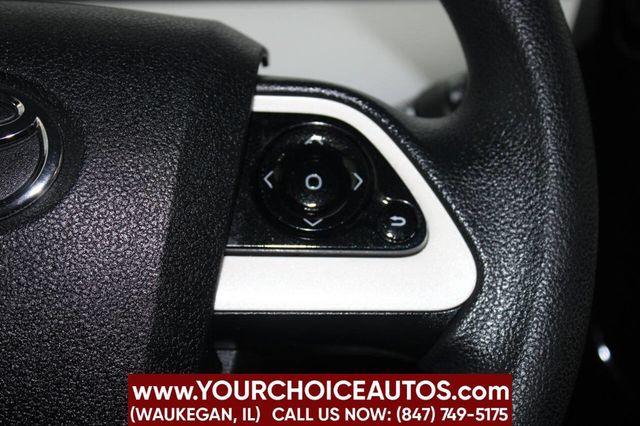 2016 Toyota Prius 5dr Hatchback Two - 22903344 - 24