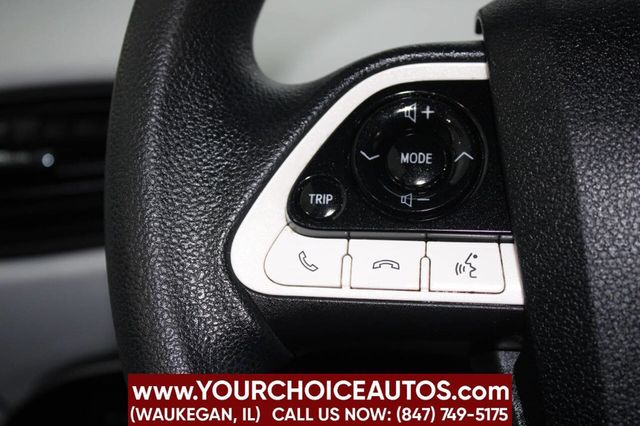 2016 Toyota Prius 5dr Hatchback Two - 22903344 - 25