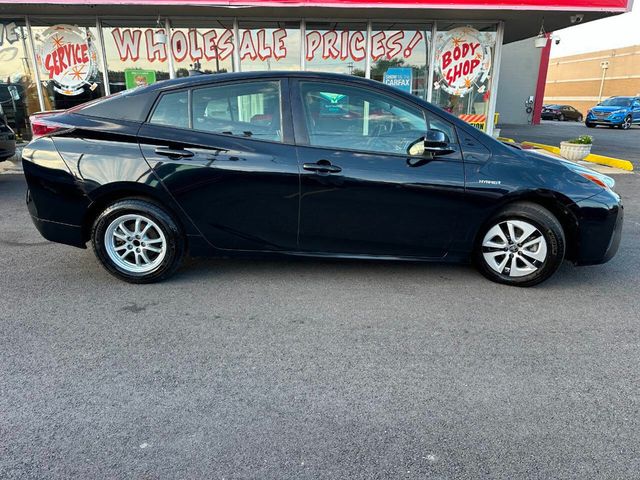 2016 Toyota Prius Three 4dr Hatchback - 22880872 - 9