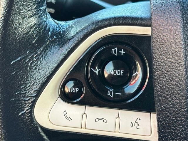 2016 Toyota Prius Three 4dr Hatchback - 22880872 - 30