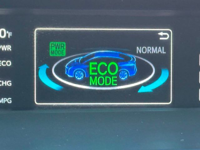 2016 Toyota Prius Three 4dr Hatchback - 22880872 - 47