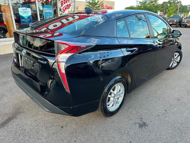 2016 Toyota Prius Three 4dr Hatchback - 22880872 - 8