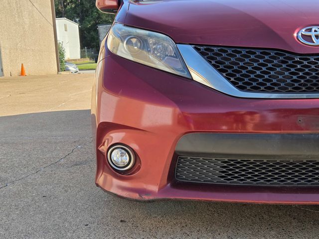 2016 Toyota Sienna 2015 Toyota Sienna SE - 22915232 - 11