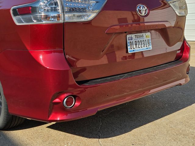 2016 Toyota Sienna 2015 Toyota Sienna SE - 22915232 - 16