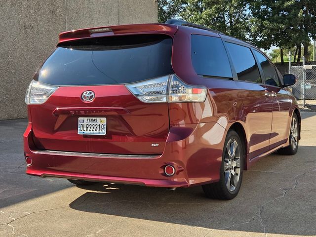 2016 Toyota Sienna 2015 Toyota Sienna SE - 22915232 - 18