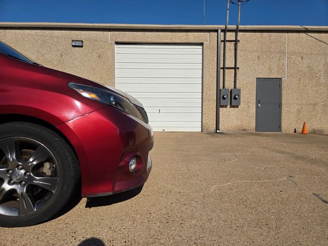 2016 Toyota Sienna 2015 Toyota Sienna SE - 22915232 - 21