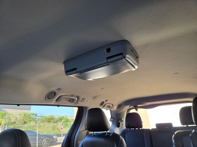 2016 Toyota Sienna 2015 Toyota Sienna SE - 22915232 - 50