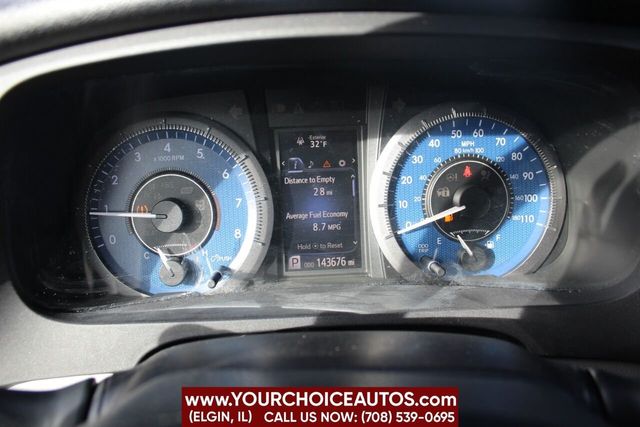 2016 Toyota Sienna XLE 7 Passenger Auto Access Seat 4dr Mini Van - 22213631 - 24