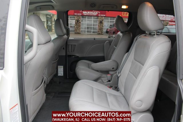 2016 Toyota Sienna XLE 8 Passenger 4dr Mini Van - 22263707 - 12