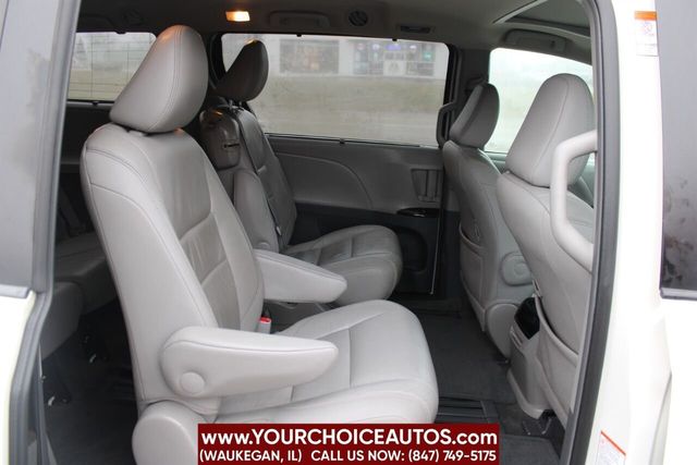 2016 Toyota Sienna XLE 8 Passenger 4dr Mini Van - 22263707 - 18
