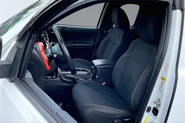 2016 Toyota Tacoma TRD Sport Access Cab 2WD V6 Automatic - 22906691 - 9