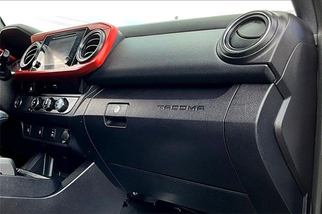 2016 Toyota Tacoma TRD Sport Access Cab 2WD V6 Automatic - 22906691 - 11