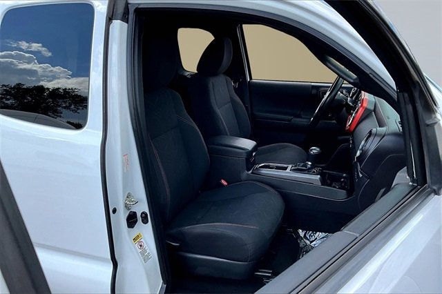 2016 Toyota Tacoma TRD Sport Access Cab 2WD V6 Automatic - 22906691 - 12