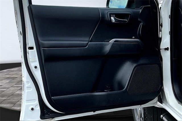 2016 Toyota Tacoma TRD Sport Access Cab 2WD V6 Automatic - 22906691 - 8