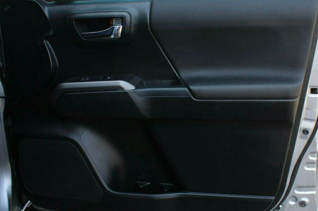 2016 Toyota Tacoma TRD SPORT MOONROOF, BLIND SPOT NEW TIRES & BRAKE SERVICE - 22890822 - 9