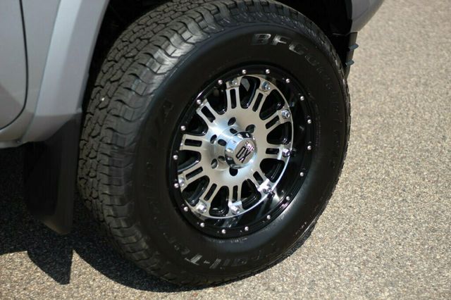 2016 Toyota Tacoma TRD SPORT MOONROOF, BLIND SPOT NEW TIRES & BRAKE SERVICE - 22890822 - 34