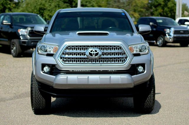 2016 Toyota Tacoma TRD SPORT MOONROOF, BLIND SPOT NEW TIRES & BRAKE SERVICE - 22890822 - 3