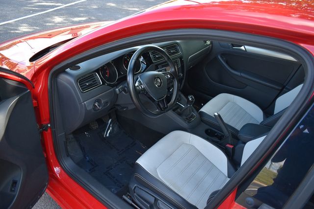 2016 Volkswagen Jetta Sedan 1.8T Sport PZEV 4dr Manual - 22934078 - 31