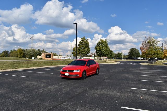 2016 Volkswagen Jetta Sedan 1.8T Sport PZEV 4dr Manual - 22934078 - 42