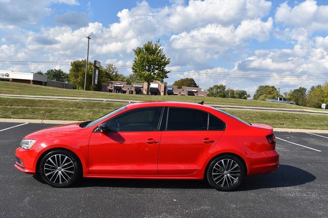2016 Volkswagen Jetta Sedan 1.8T Sport PZEV 4dr Manual - 22934078 - 46