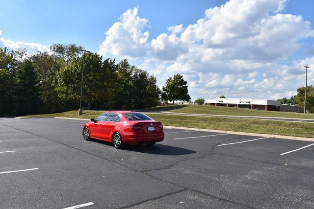 2016 Volkswagen Jetta Sedan 1.8T Sport PZEV 4dr Manual - 22934078 - 48