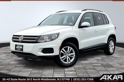 2016 Volkswagen Tiguan - WVGAV7AXXGW604295