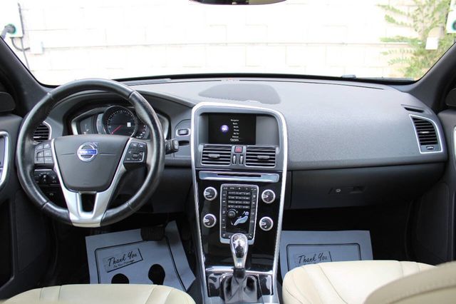 2016 Volvo XC60 AWD 4dr T6 Platinum - 22899817 - 20