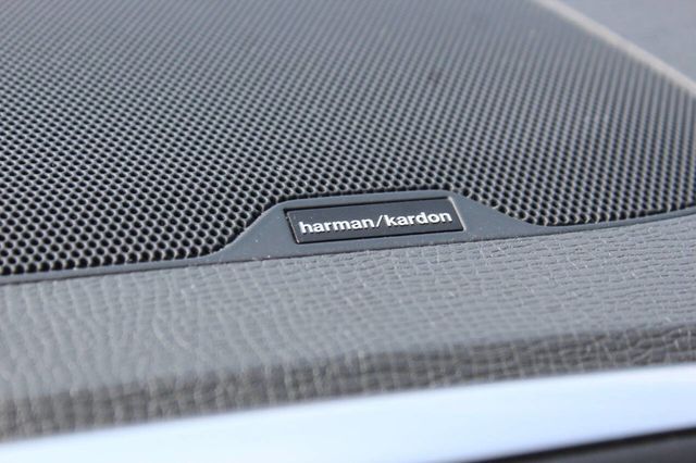 2016 Volvo XC60 AWD 4dr T6 Platinum - 22899817 - 32