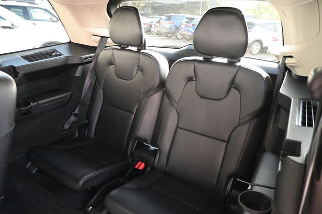 2016 Volvo XC90 AWD 4dr T6 Momentum - 22940178 - 13