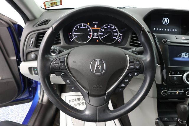 2017 Acura ILX Sedan w/Technology Plus Pkg - 22937465 - 10