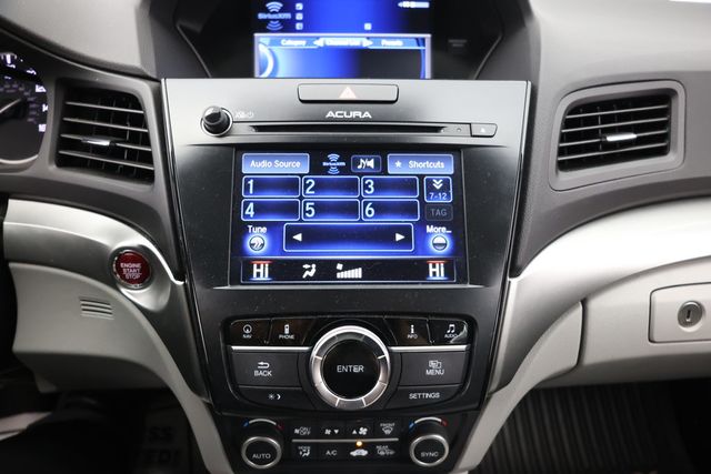 2017 Acura ILX Sedan w/Technology Plus Pkg - 22937465 - 14