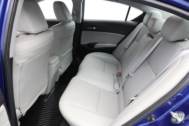 2017 Acura ILX Sedan w/Technology Plus Pkg - 22937465 - 18