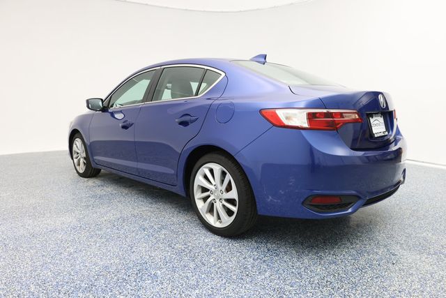 2017 Acura ILX Sedan w/Technology Plus Pkg - 22937465 - 4