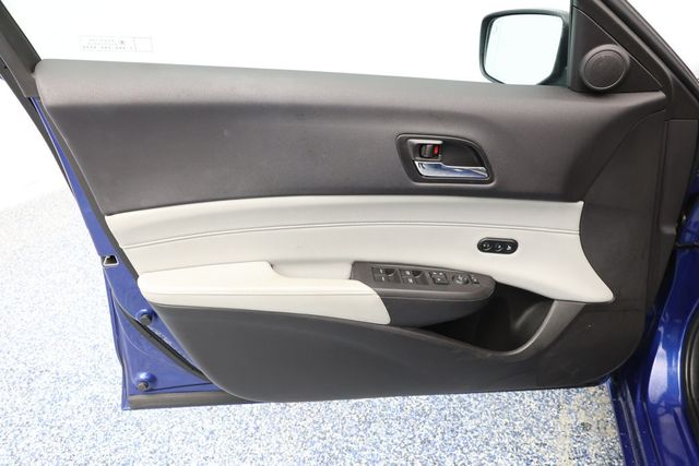 2017 Acura ILX Sedan w/Technology Plus Pkg - 22937465 - 7