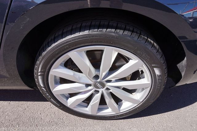2017 Audi A4 A4, PREMIUM WHEELS, MOON ROOF, LEATHER, PUSH BUTTON START - 22934931 - 11