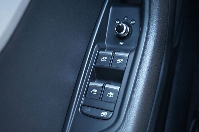 2017 Audi A4 A4, PREMIUM WHEELS, MOON ROOF, LEATHER, PUSH BUTTON START - 22934931 - 21